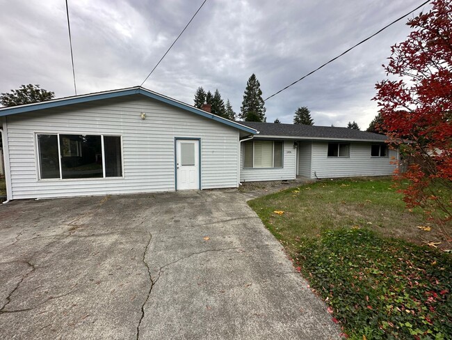 property at 1406 Dogwood St SE