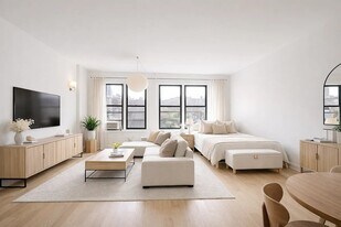457 W 17th St in New York, NY - Building Photo