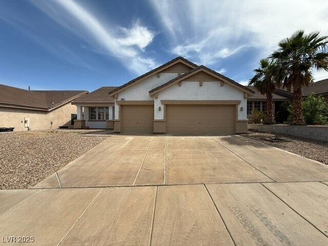 831 Sleepy Moon Ave in Henderson, NV - Building Photo