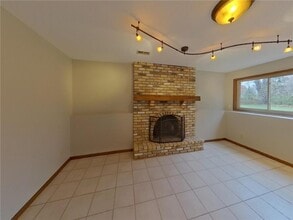 4905 Independence St in Maple Plain, MN - Building Photo - Building Photo