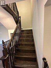 28 Blunden Rd in Ajax, ON - Building Photo - Building Photo