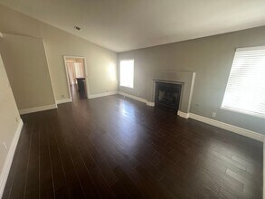1628 British Cup Dr in Las Vegas, NV - Building Photo - Building Photo