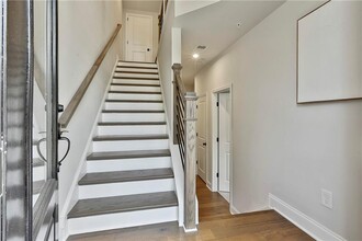 2549 Astaire Ct NW in Atlanta, GA - Building Photo - Building Photo