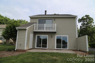 7423 Mariner Cove Dr in Cornelius, NC - Building Photo - Building Photo