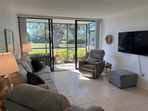 612 Bird Bay Dr W in Venice, FL - Building Photo - Building Photo