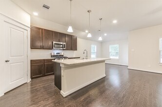 9007 San Saba Way in Willis, TX - Building Photo - Building Photo