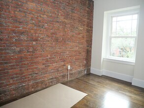 261 W Newton St in Boston, MA - Building Photo - Building Photo