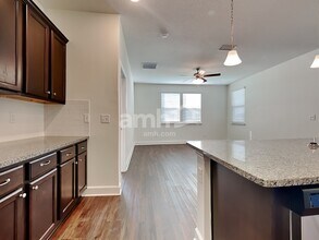 963 Tan Tara Trl in Jacksonville, FL - Building Photo - Building Photo