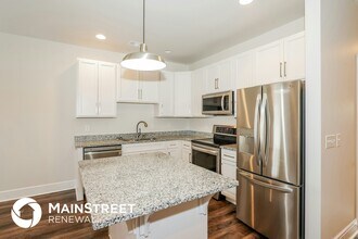 114 Hartsville Ct in Lebanon, TN - Foto de edificio - Building Photo