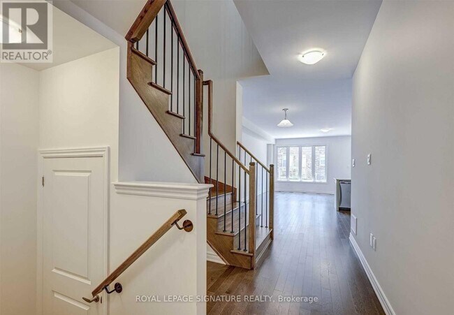 1183 Restivo Ln in Milton, ON - Building Photo - Building Photo