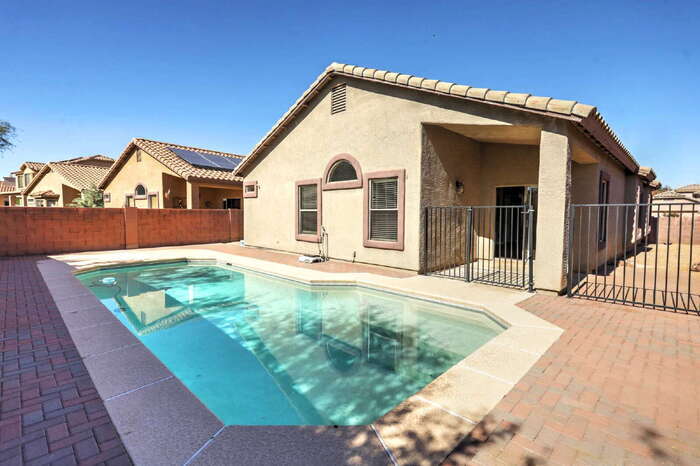 254 E Thomas Jefferson Way in Sahuarita, AZ - Building Photo