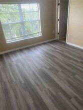 2425 Middleton Grove Dr in Brandon, FL - Building Photo - Building Photo