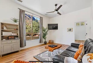 51 Julie Ln in Sedona, AZ - Building Photo - Building Photo