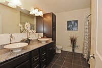 Willow Square of Clarence photo'