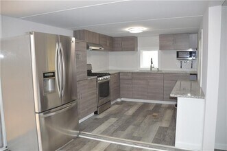 3227 Hilltop Cir in Gainesville, GA - Building Photo - Building Photo