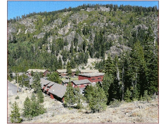 235 Alpine Meadows Rd in Alpine Meadows, CA - Building Photo