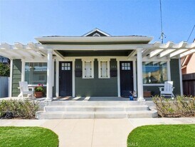 446 W 40th St in Los Angeles, CA - Building Photo
