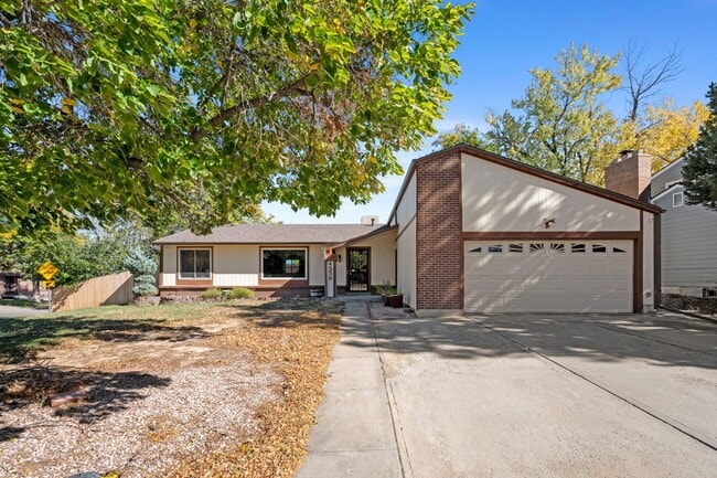 property at 4558 S Laredo St