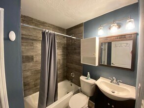 1605 Flower Ave in Panama City, FL - Building Photo - Building Photo