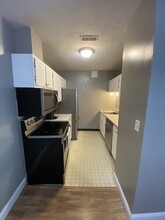 150 Rumford Ave in Mansfield, MA - Foto de edificio - Building Photo
