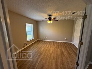 1329 Fairway Village Dr in Orange Park, FL - Building Photo - Building Photo