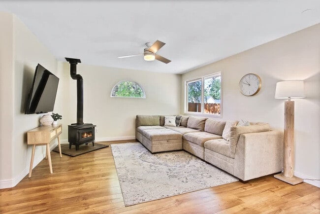 property at 2910 E Dagger Falls Dr