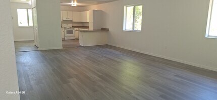 674 NW 46th St in Miami, FL - Building Photo - Building Photo