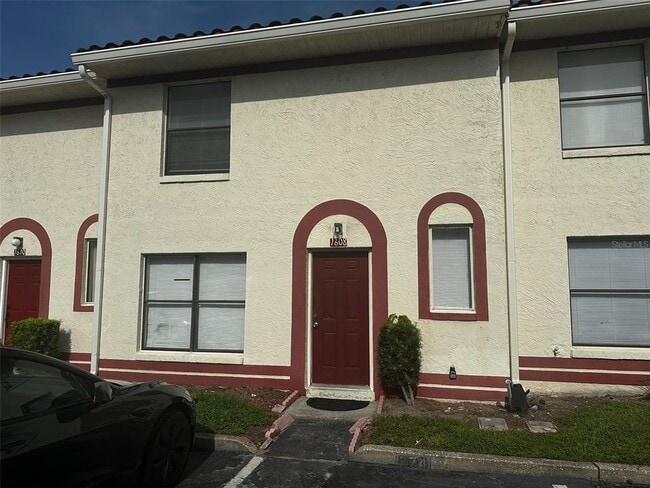 property at 1608 Long Ridge Ct