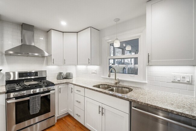 14 Michael Way in Cambridge, MA - Building Photo - Building Photo