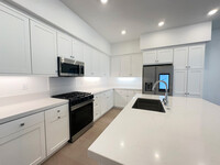 27227 Diamond Peak Ln, Unit 202 in Valencia, CA - Building Photo - Building Photo