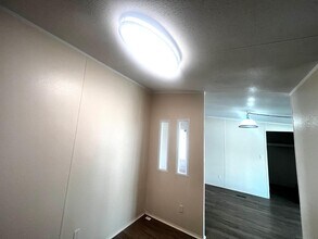 69 D St in Converse, TX - Building Photo - Building Photo