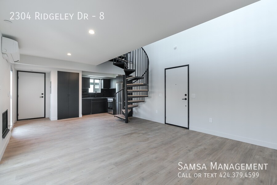2304 Ridgeley Dr in Los Angeles, CA - Building Photo