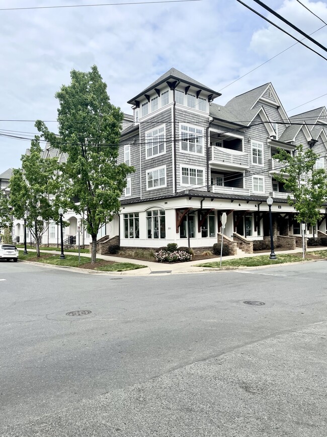 property at 301 E Tremont Ave