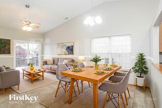 540 Buffalo Run Dr in Indianapolis, IN - Building Photo - Building Photo