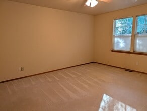 2519 Stonebridge Way in Mount Vernon, WA - Building Photo - Building Photo