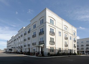 Building F in Trenton, NJ - Building Photo - Building Photo