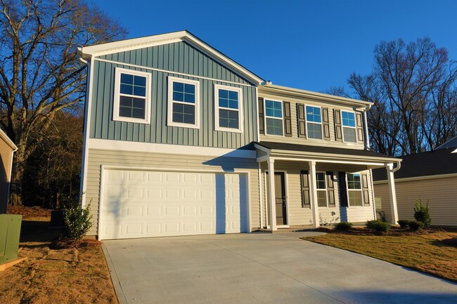 232 Celebration Ave in Anderson, SC - Building Photo - Building Photo