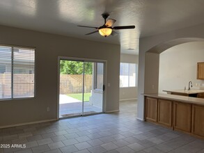 4220 E Orchid Ln in Gilbert, AZ - Building Photo - Building Photo