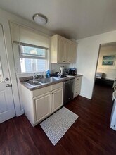 13 Brewer St in Newport, RI - Building Photo - Building Photo