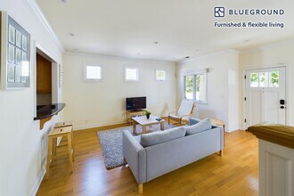 1421 San Antonio St in Menlo Park, CA - Building Photo - Building Photo