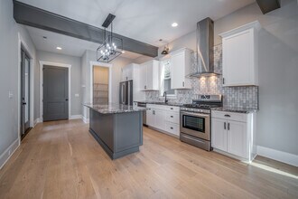 288 W Main St in Brevard, NC - Building Photo - Building Photo