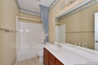 1215 Sun Island in San Antonio, TX - Building Photo - Building Photo