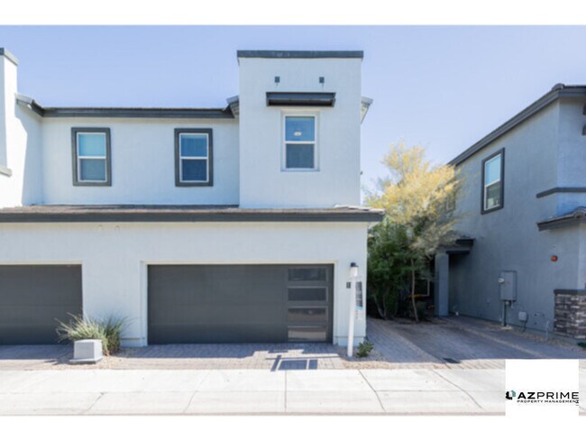 3045 N 37th Wy in Phoenix, AZ - Building Photo - Building Photo