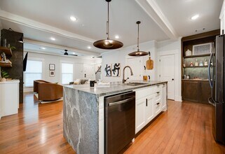 1323 S Louisiana St in Little Rock, AR - Building Photo - Building Photo