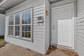 2321 Blyth Dr in Dallas, TX - Building Photo - Building Photo