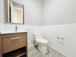 Furnished room/NOT APARTMENT in Brooklyn, NY - Building Photo - Building Photo