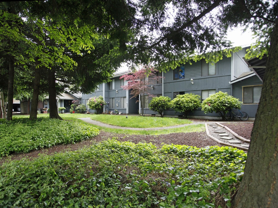 Fairview Apartments in Fairview, OR - Building Photo