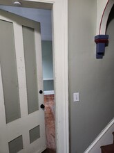 118 Main St, Unit 2 in East Hampton, CT - Building Photo - Building Photo