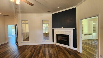 502 Woods Edge Way in Warner Robins, GA - Building Photo - Building Photo