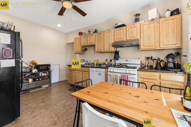 175 River St, Unit 2 in Cambridge, MA - Building Photo - Building Photo